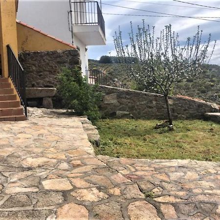 Casa Sierra De Gredos Navasequilla Exterior foto
